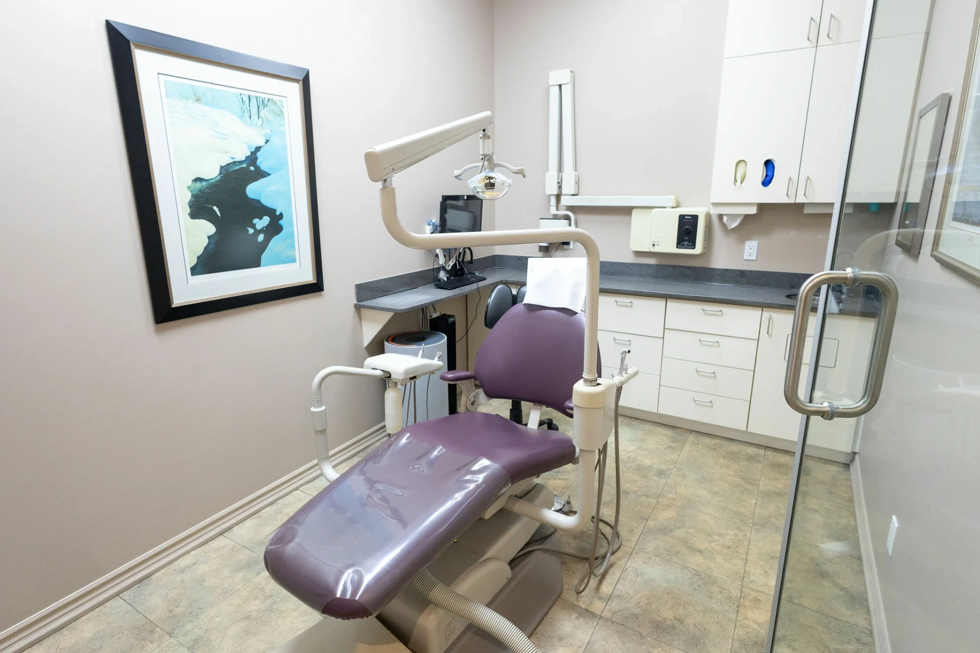 Oakville Dental treatment room